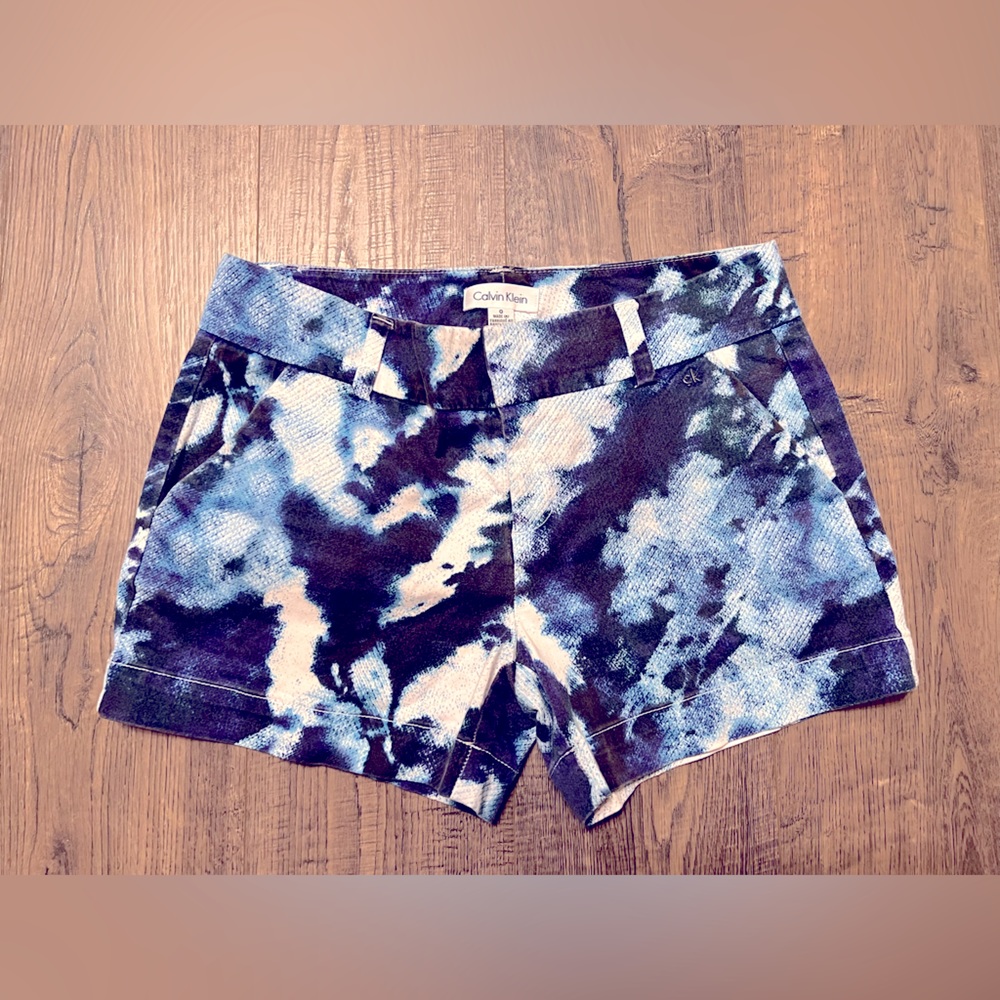 Calvin Klein shorts size 0